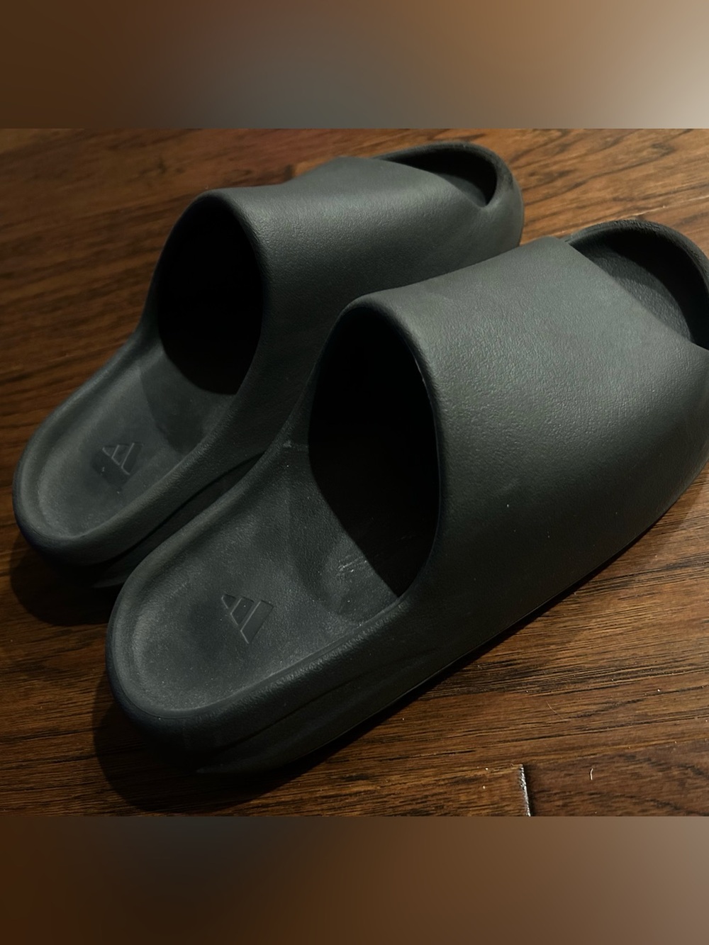 Adidas Yeezy Slides